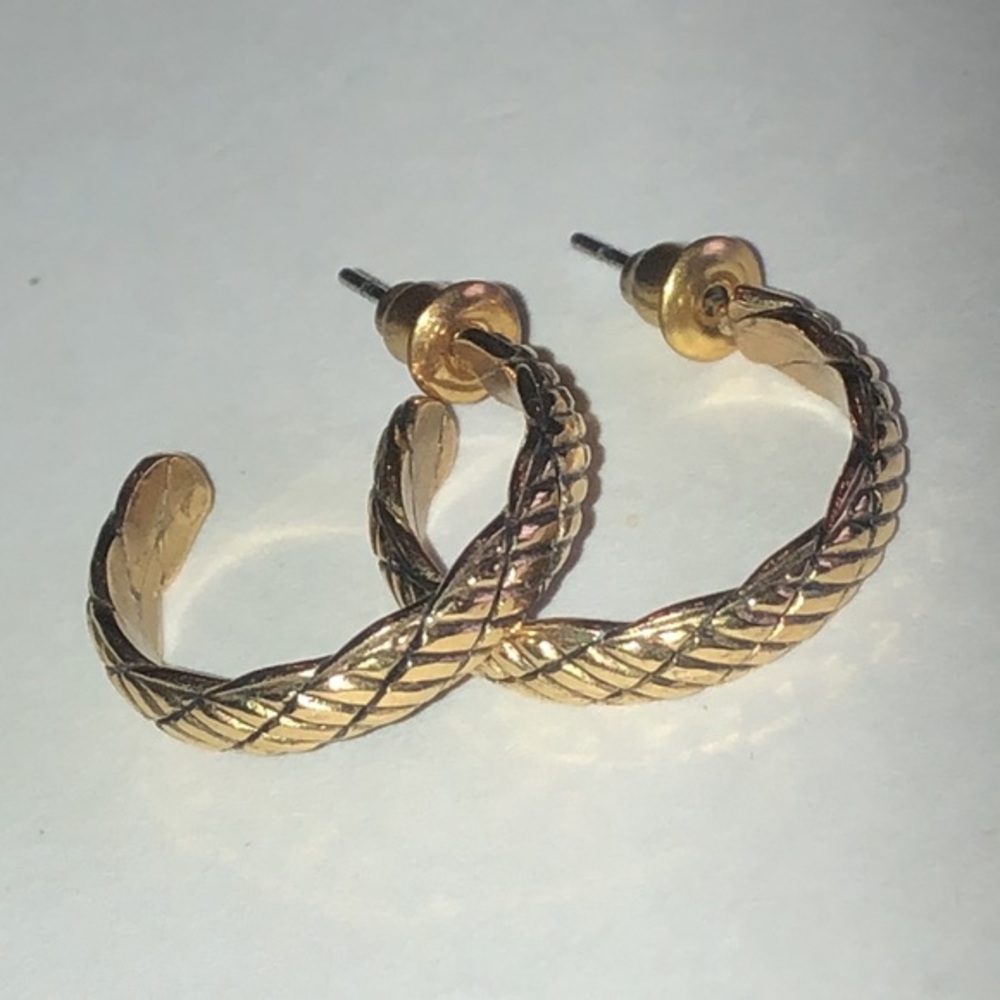 Elegant Gold Tone Retro Boho Hoop Earrings